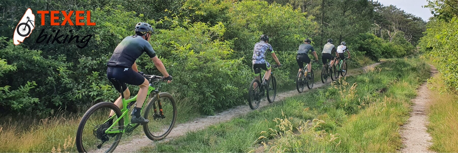 Met groep in bos TEXELbiking